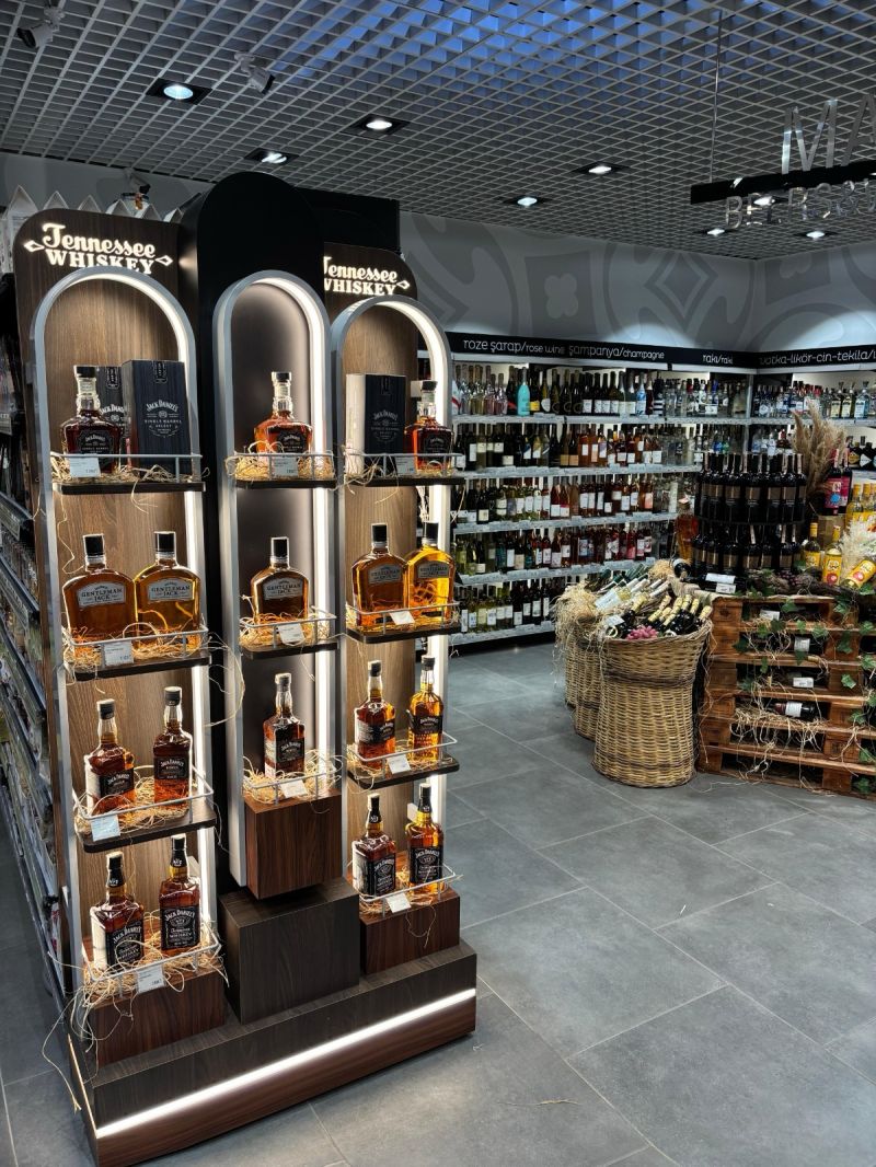 Tennessee whiskey in-store 1