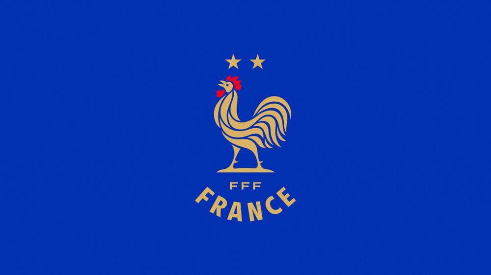 Nouvelle identité visuelle FFF Équipes de France - coq doré sur fond bleu