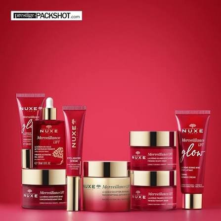 Packshot studio — sérum skincare luxe (Oogie)