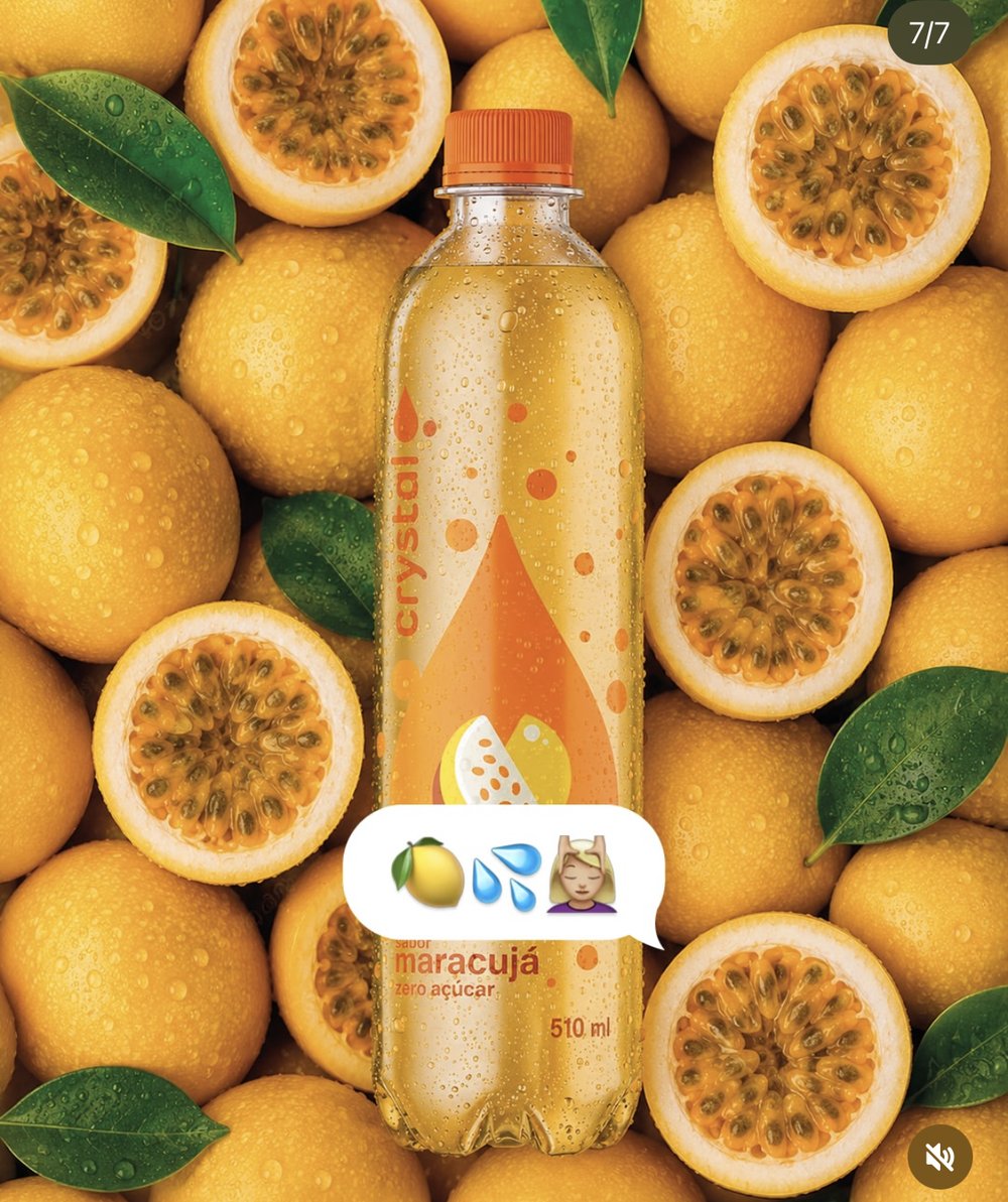 Packshot Monster sur lit de pastèque — série produit sur fruits 3