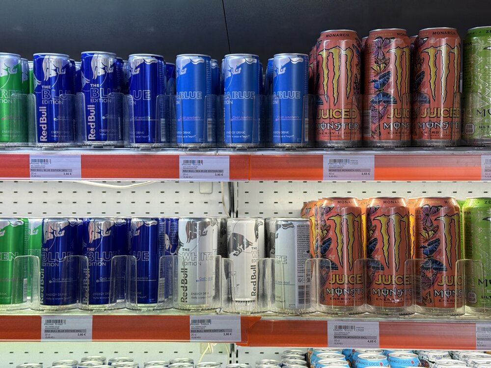 Gamme Monster complète — Ultra Paradise, Juiced Mango Loco, Punch Monarch, Mixxd, facing multicolore