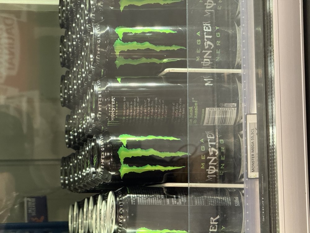 Frigo Monster Red Bull rayon energisant vue 2