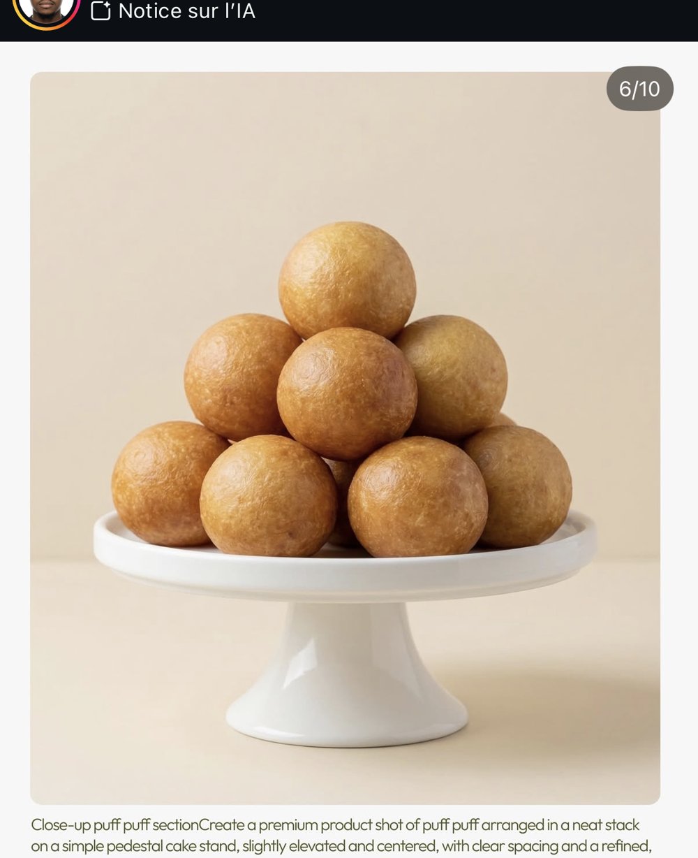 Puff puff empilés sur piédestal, packshot premium (slide 6/10)