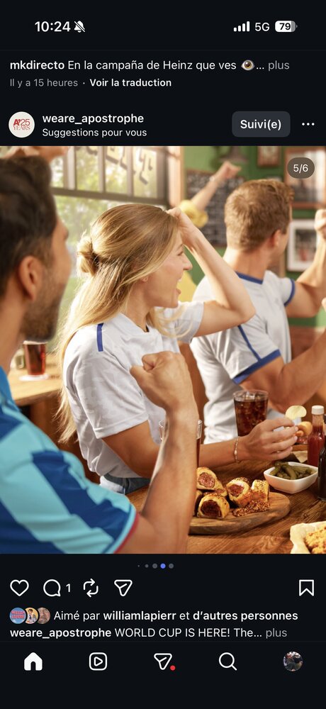 Soirée entre amis, ambiance à table