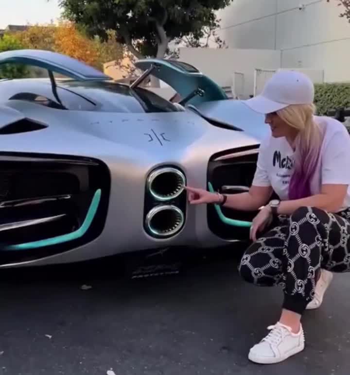 Hyperion XP-1 — supercar à hydrogène zéro émission (Supercar Blondie)