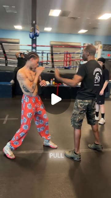 Gym Chronicles — technique de coach boxe (« the clean up »)