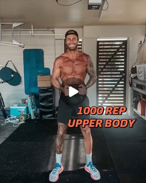 Kettlebell — défi « 1000 reps upper body »