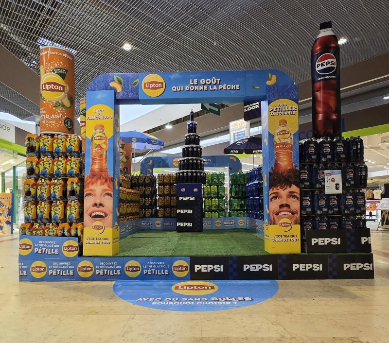 Pepsi/Lipton — podium XXL