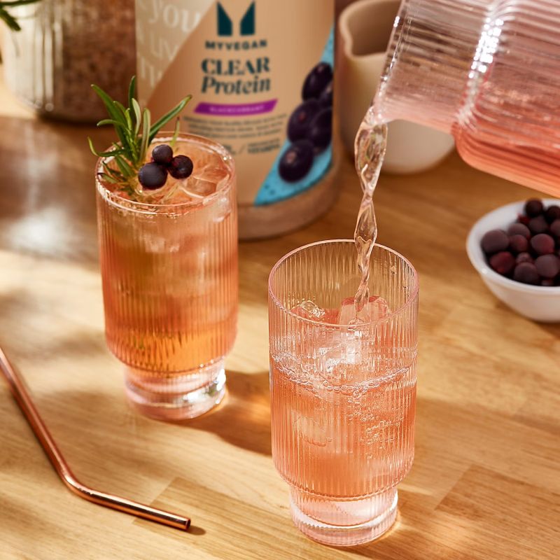 « Protein water sounds strange but... » — visuel IA produit boisson protéinée