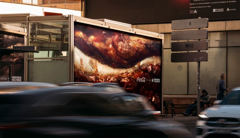 Affiche Coca-Cola au message énigmatique — visuel 2